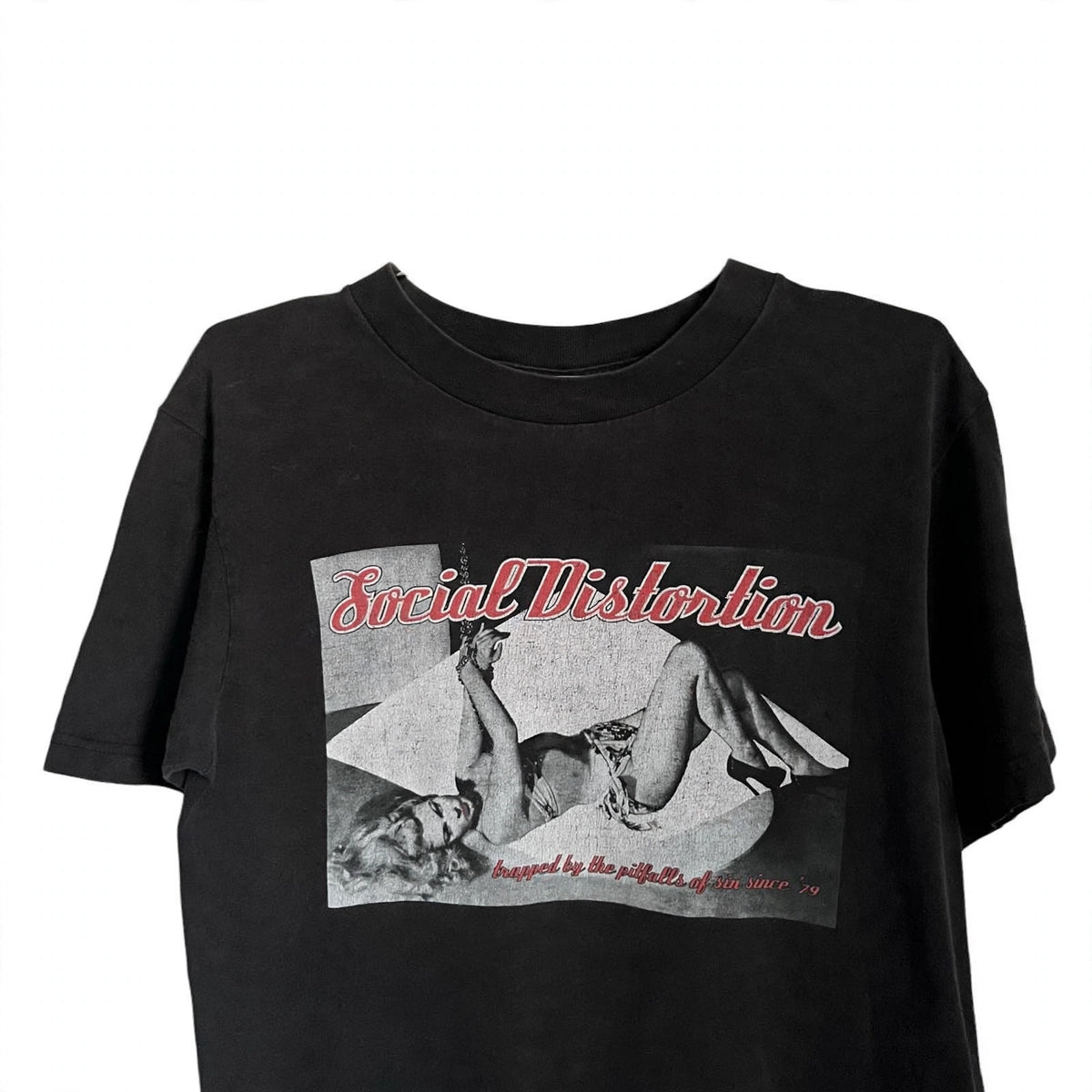 1990s SOCIAL DISTORTION “TRAPPED BY THE PITFALLS OF SIN” TEE (SMALL)